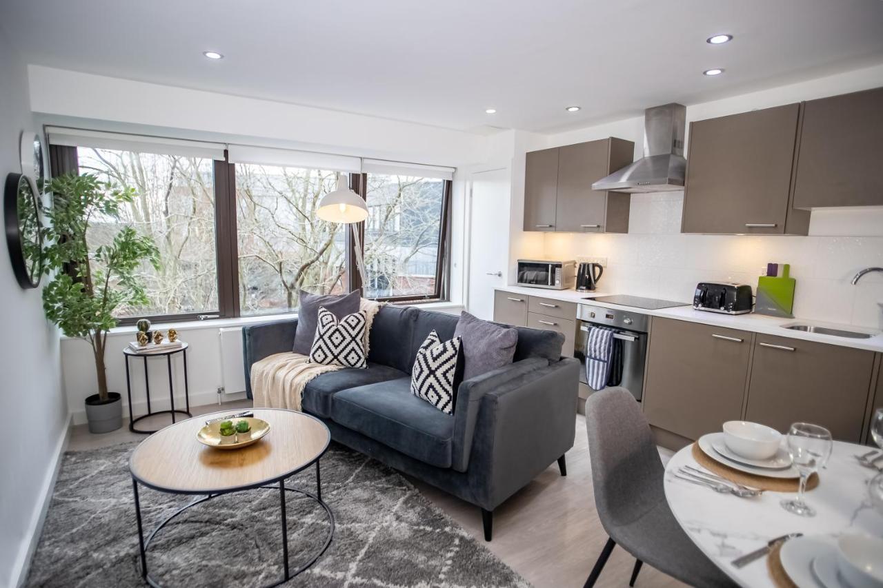 Pembroke House Apartments Exeter For Families Business Relocation Free Parking Exterior foto