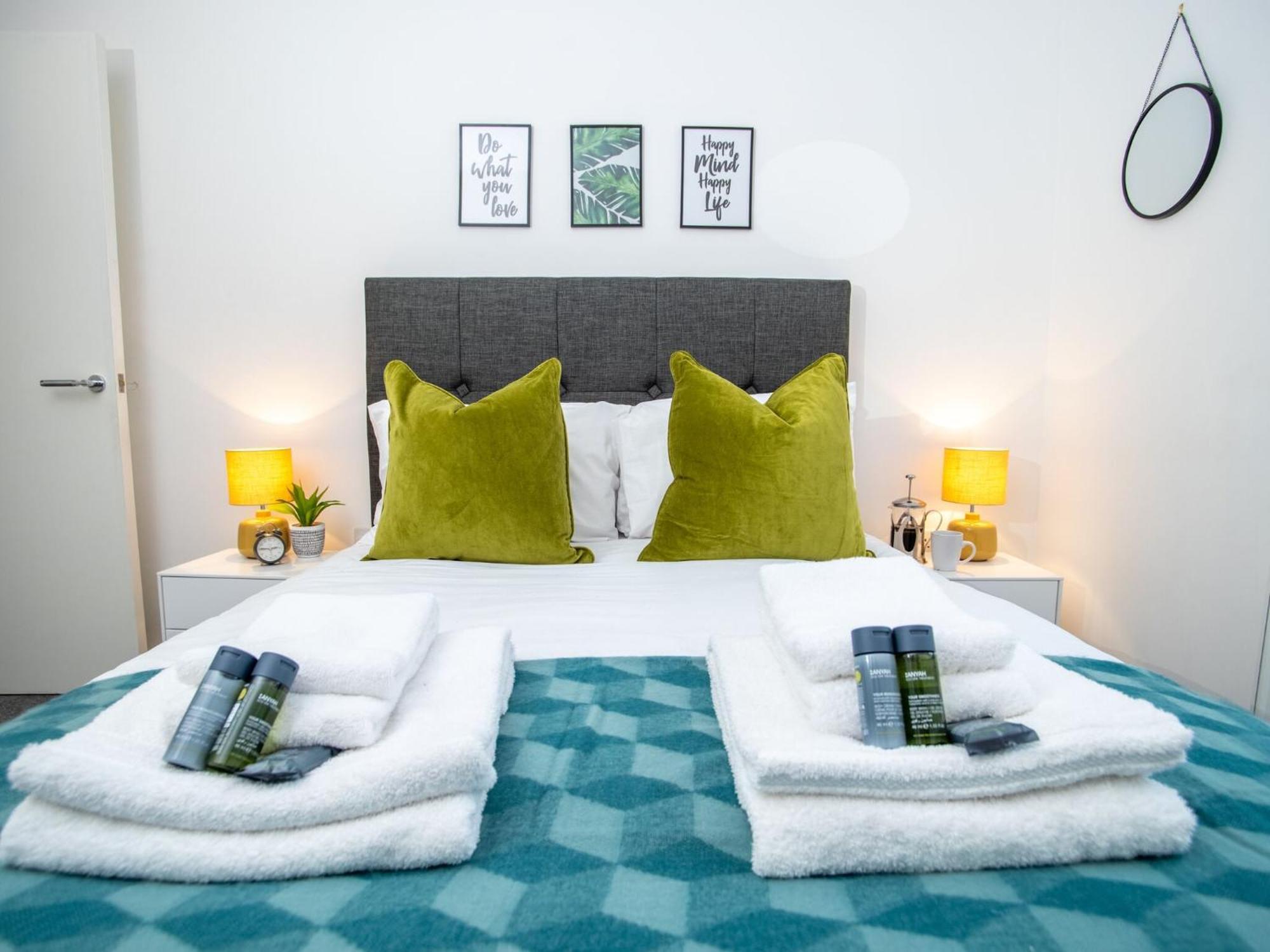 Pembroke House Apartments Exeter For Families Business Relocation Free Parking Exterior foto